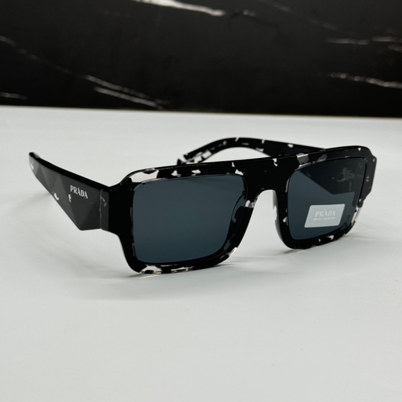 NEW PR A05S 15O70B PRADA BLACK GREY SQUARE SPR A05 15O70B UNISEX SUNGLASSES - Picture 4 of 10